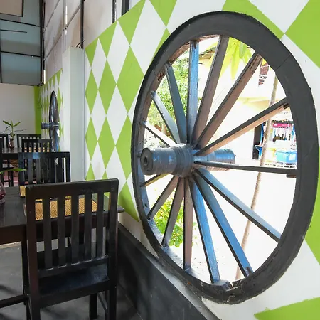 F&B Siem Reap Hostel